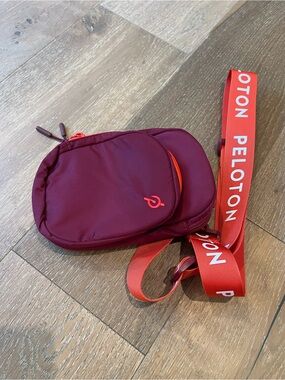 NEW Peloton Belt Bag with Branded Strap